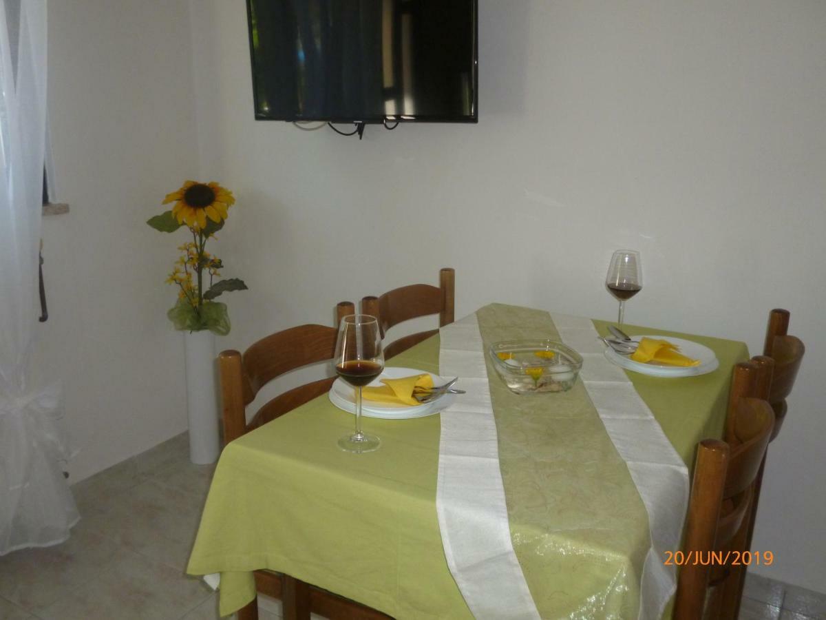 Apartamento Apartman Katuri Labin  Exterior foto